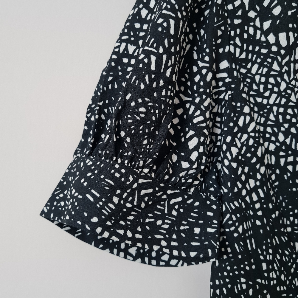 Size- S, Moire pattern printed deep V- neck dress by trend setters - Picture 4 of 7